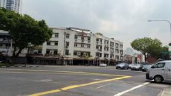 Arc 380 (D8), Retail #573918401